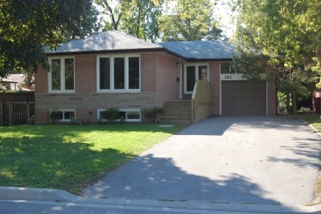Bungalow For Sale 182 Colborne Avenue, Richmond Hill, Ontario